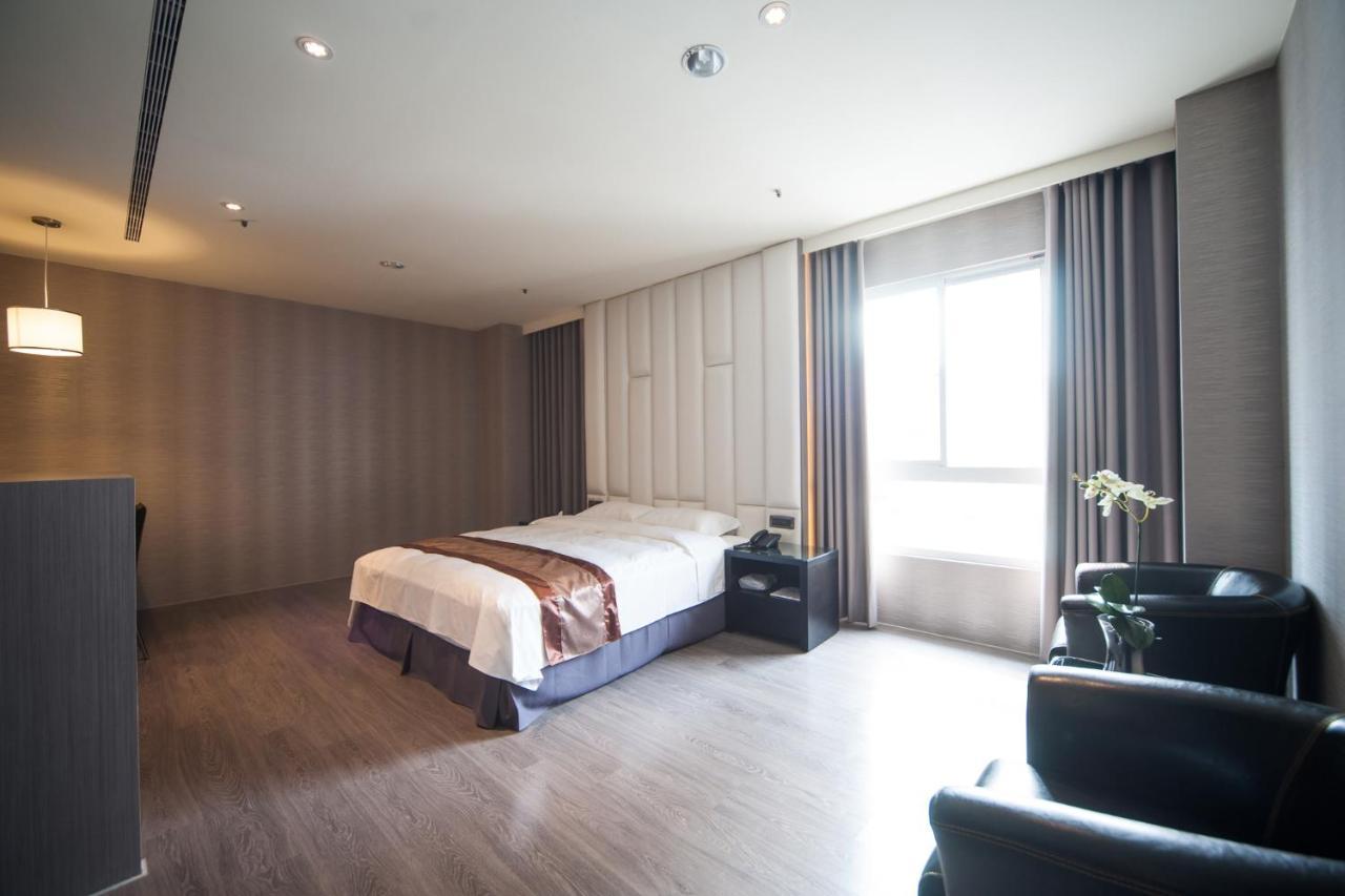 Grand Crystal Hotel Cidade de Hsinchu Exterior foto